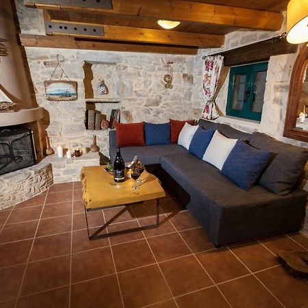 Maison d'hôtes Aristidis'S Plouti Moires Extérieur photo