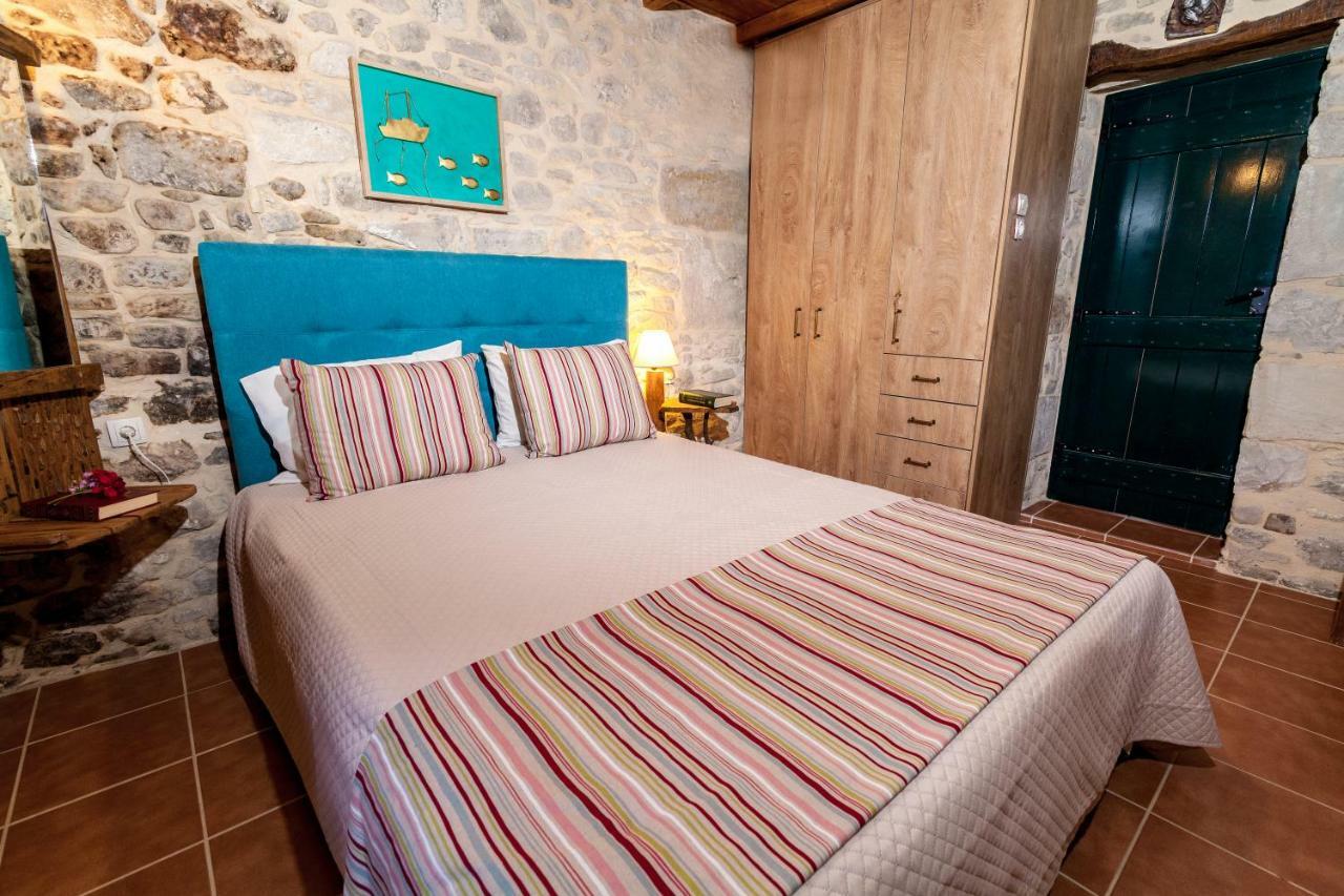 Maison d'hôtes Aristidis'S Plouti Moires Extérieur photo