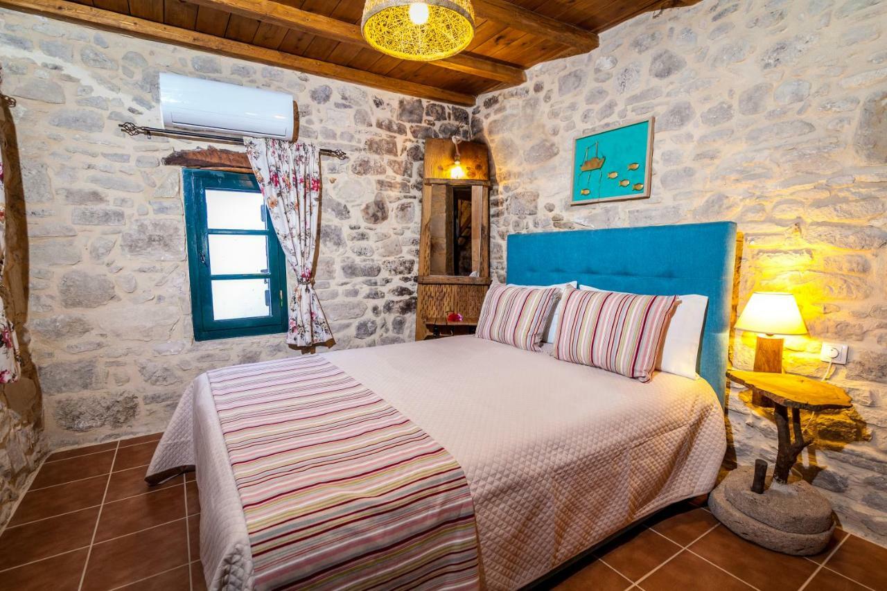 Maison d'hôtes Aristidis'S Plouti Moires Extérieur photo